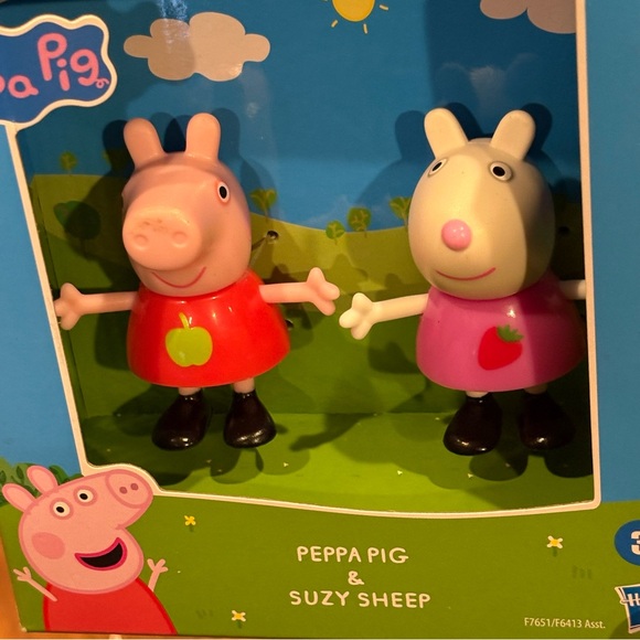 Hasbro Peppa Pig & Suzy Sheep Figures - Pink & Red - Picture 2 of 6